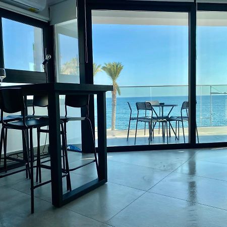 Sea La Vie #2 - Luxury Seaview Apartment Paphos Esterno foto